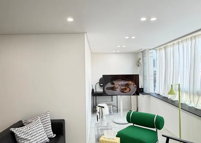 Harry 부산역 1분 이재모피자 옆 Hostel
