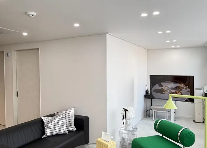 Harry 부산역 1분 이재모피자 옆 Hostel Busan